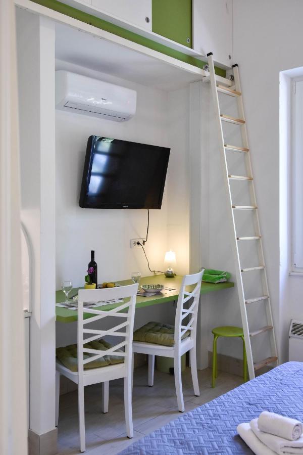 Microapartment Suni Split Exterior photo